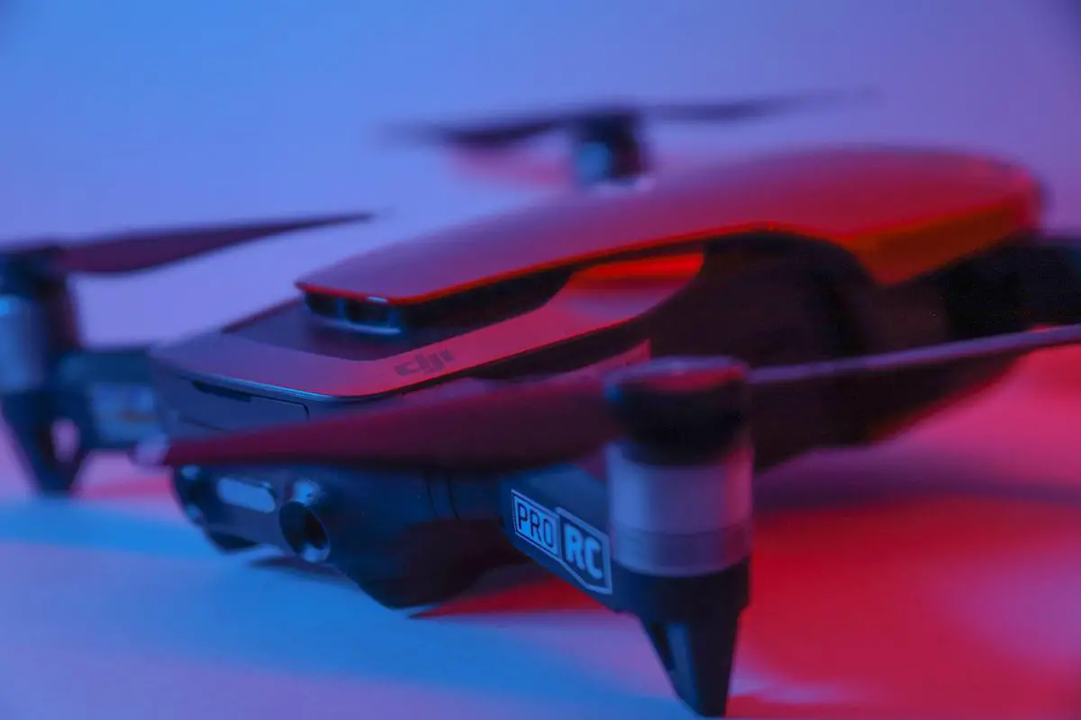 DJI Phantom 3 4K vs Syma X8C